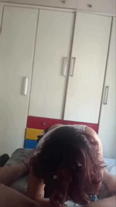 desi wife enjoying the hard suck