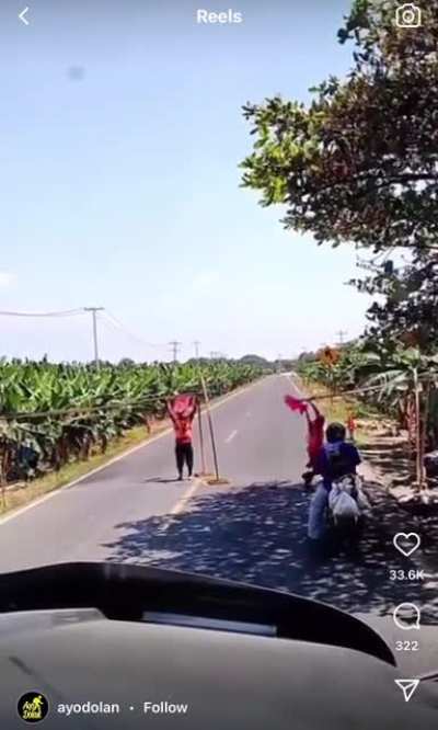 Banana Crossing