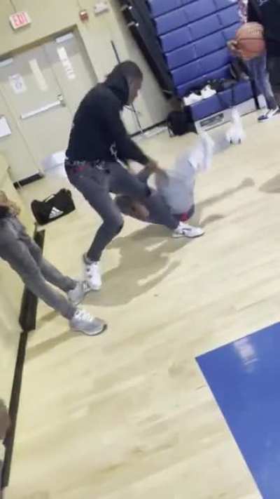 Got into my first fight did I win(I&rsquo;m in the gray)