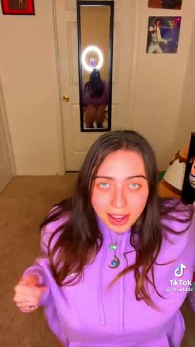 Focus on the mirror