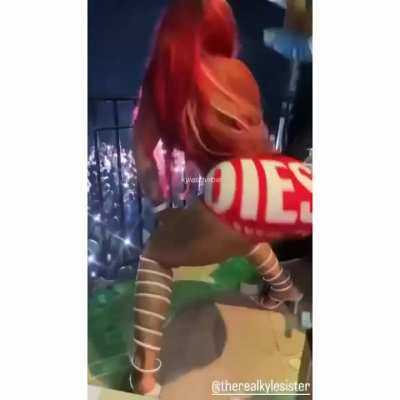 Ari