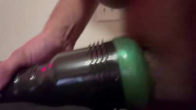 [Fleshlight Alien Queen] First time with a fleshlight&hellip;