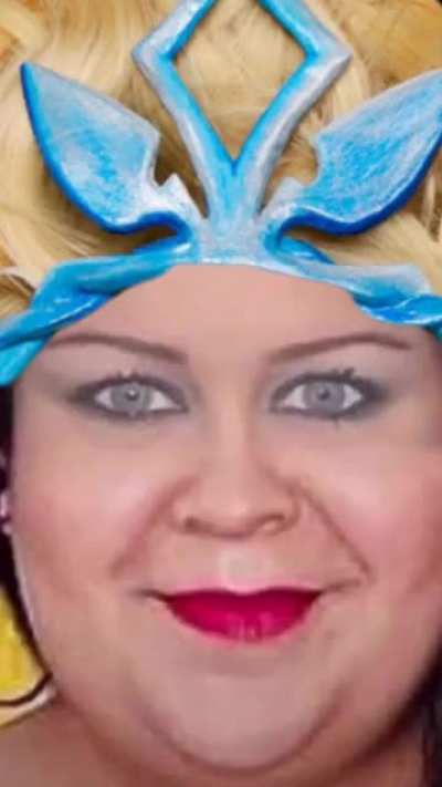 When you&rsquo;re playing Janna Del Rey and your adc dies in the middle of your ult 😔🌪