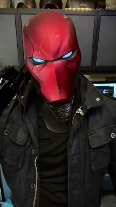 A wearable Red Hood helmet I 3D modeled in zbrush and made, inspired by the artwork of Dexter Soy.