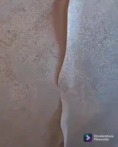 Cutting wallpaper
