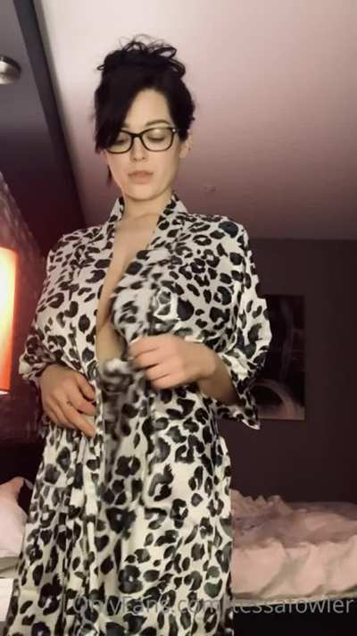 HER FULL PACK IN COMMENTS😍😘😍