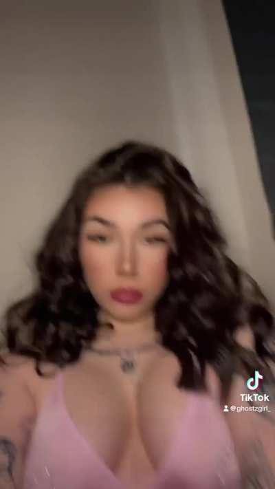 @ghostzgirl_