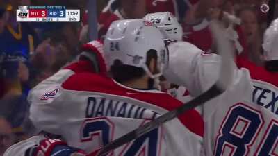 Hutson with the feed, and Josh Anderson ties the game! 3-3!