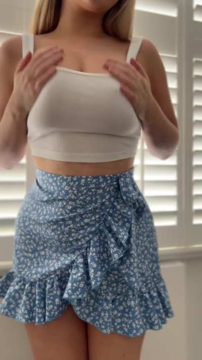 It&rsquo;s not a Tuesday, but here&rsquo;s my tits! (Reveal)