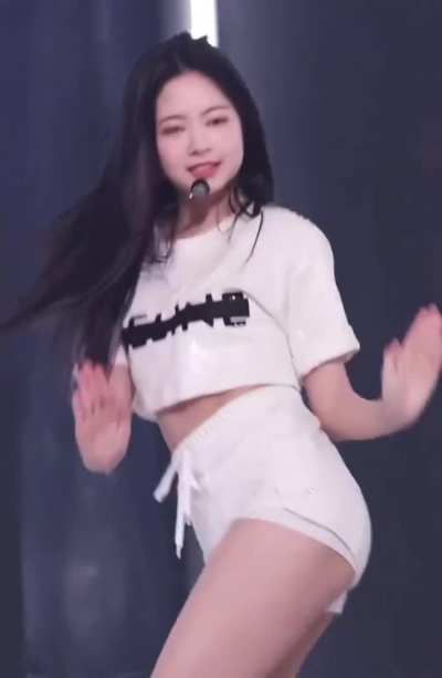 Le sserafim - Eunchae 