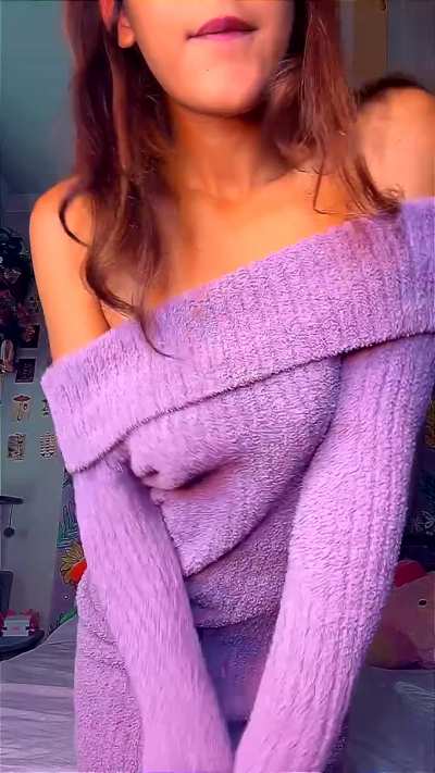 You can play with them if you&rsquo;ll fuck me after :) 