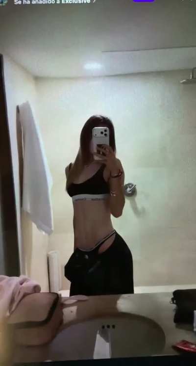 Tati Flores