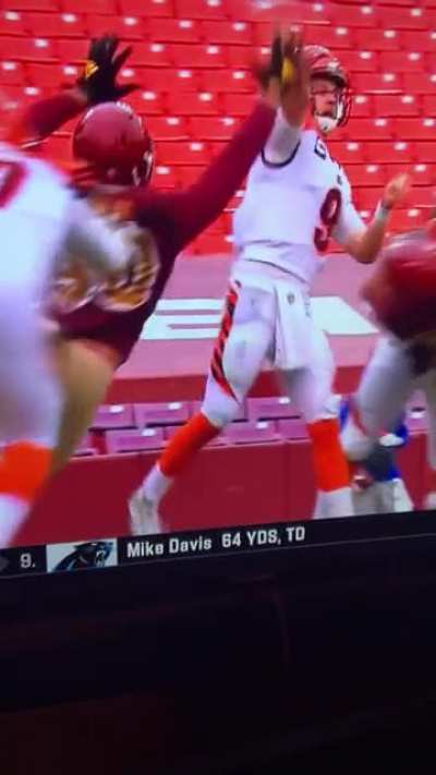 [Highlight] Close up of Burrow&rsquo;s ACL tear