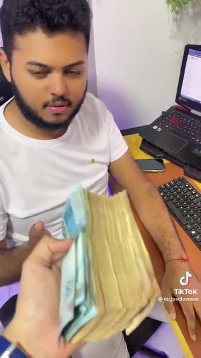 Esse &eacute; o v&iacute;deo