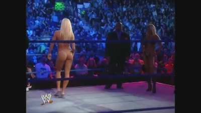 Trish Stratus &amp;amp; Torrie Wilson: Interpromotional Bikini Challenge