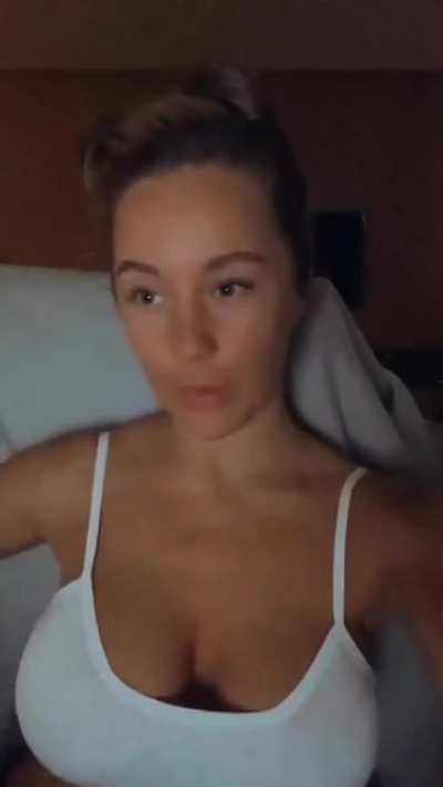 Boobs from IG story