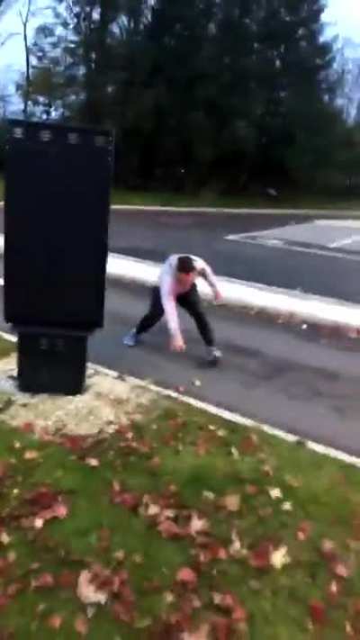 YouTuber gets attacked by someone he pranked