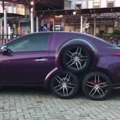 swear i&rsquo;ve seen this in around the roads to cimahi