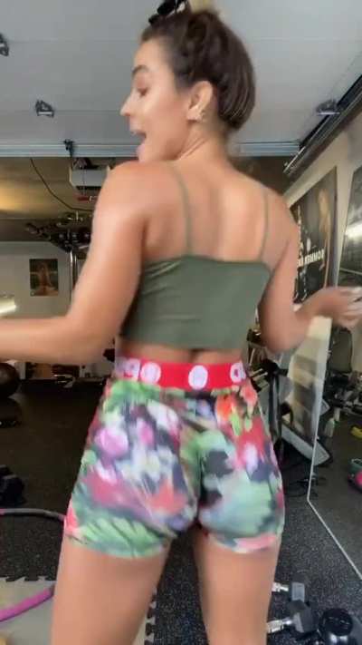Jiggle