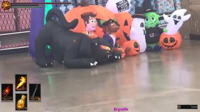 Oh look an inflatable cat!