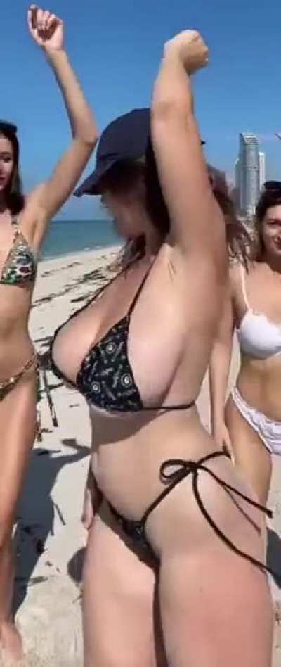 @mady_gio