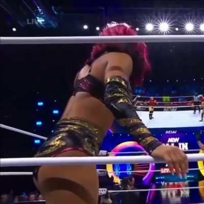 Mercedes Mon&eacute; (Match Comp)