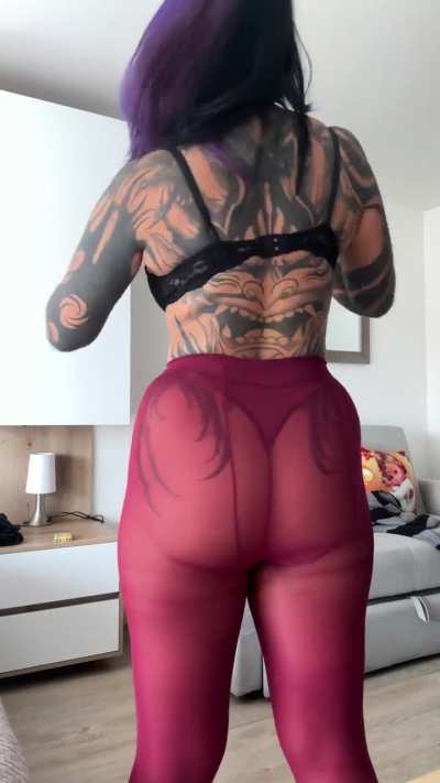 Do you like pantyhose?