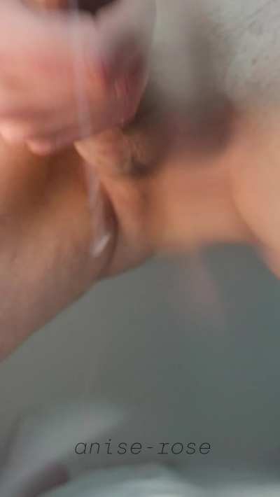 POV: I squirt girlcum all over your face