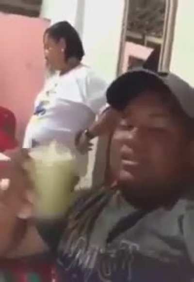 Nada como um suco de pi...digo, limonations