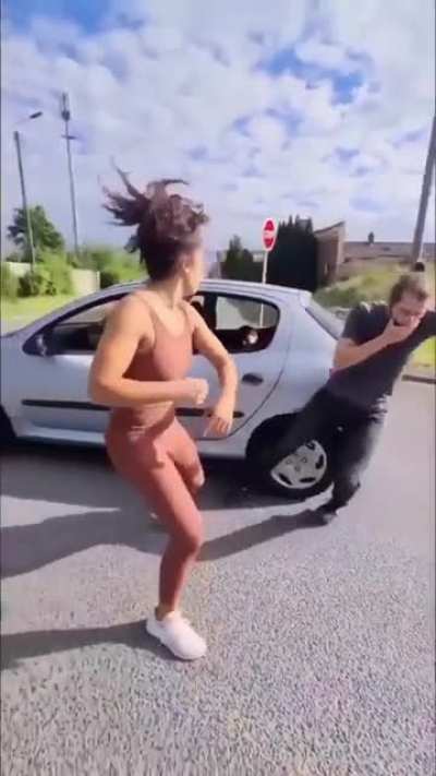 Daaamn girl!