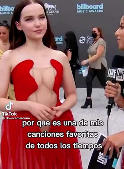 Dove Cameron