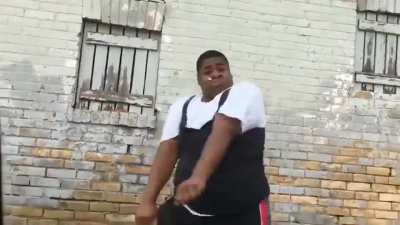 When the L4D 1 checkpoint theme hits