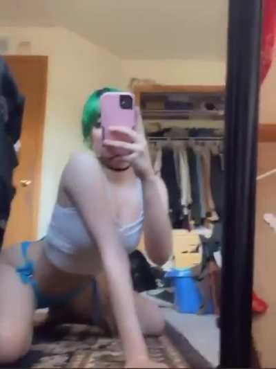 🥲