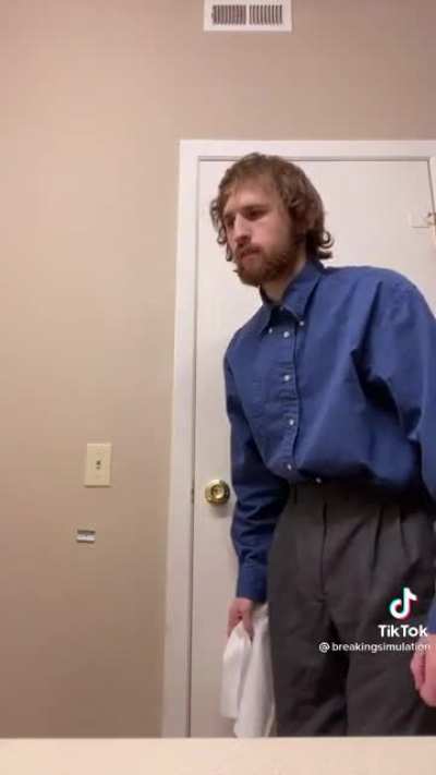 Guy films tiktok with his mom