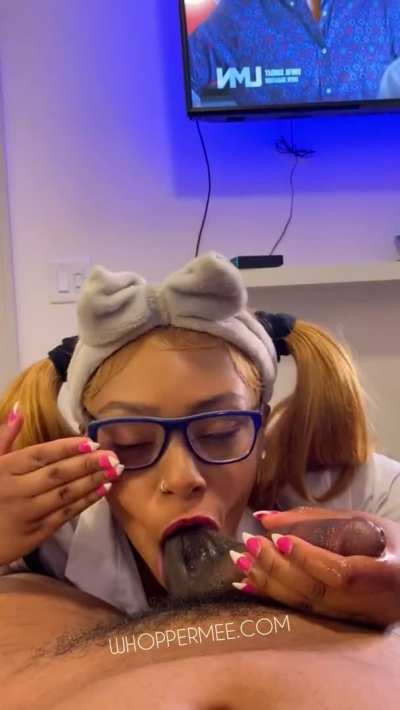 Let me drain your balls☺️👅 Full Vid + all her new vids folder in comments 👌🏾👇🏾