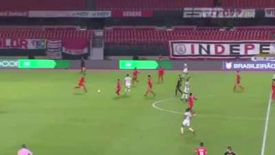 Curb Your Daniel Alves