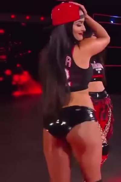 Nikki Bella