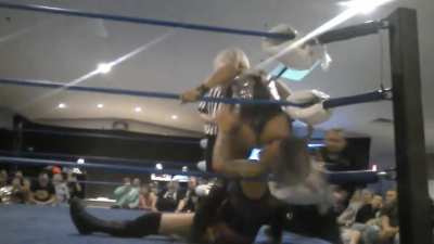 Angel Sinclair stinkfaces Vanity Vixsin