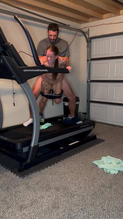 Hubby has always wanted to fuck me right after a long run. Says I’m so sweaty and would be hot. So I finally let him lol hope you enjoy the post workout workout 🏃‍♀️🥵🤪