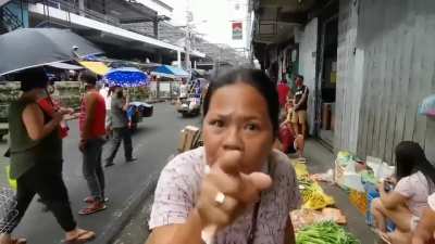 Anti-vaxxed woman takes a swipe at Duterte for allowing the "no vaccine, no ride" policy