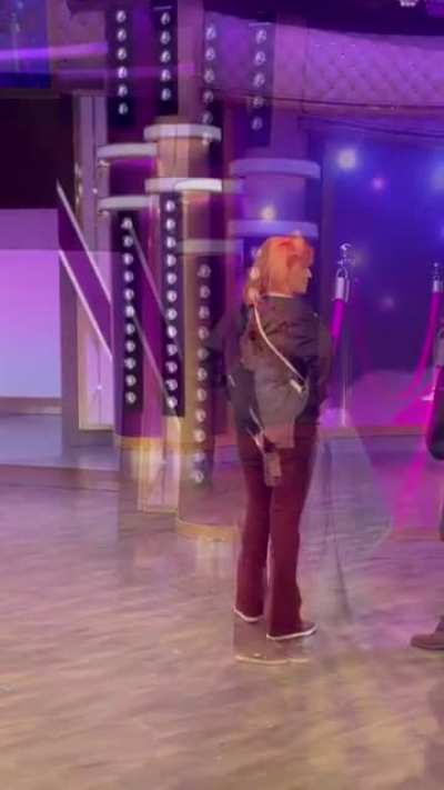 Das Cheeks
