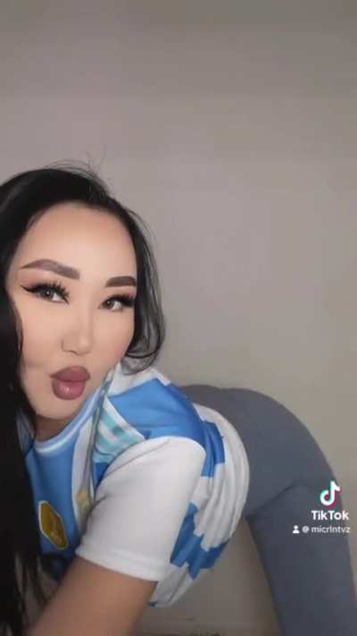 Do you think I look sexy?