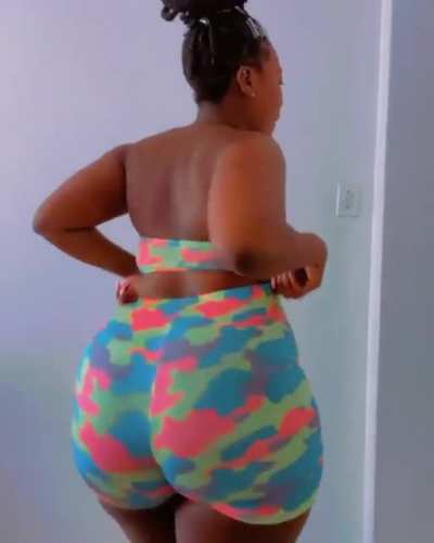 Camo Booty
