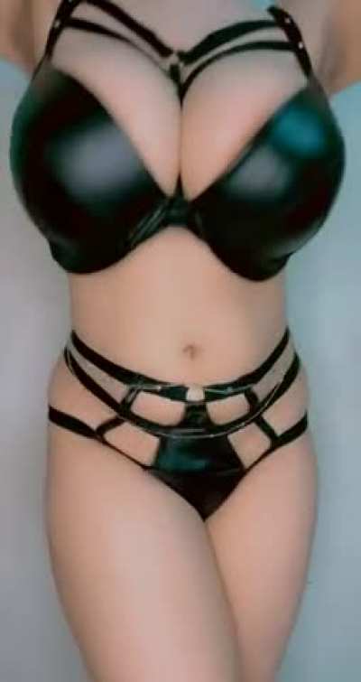 Make me your naughty slut 🥵🥵