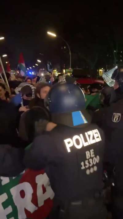 German Police attack demonstrators during an International Women’s Day March