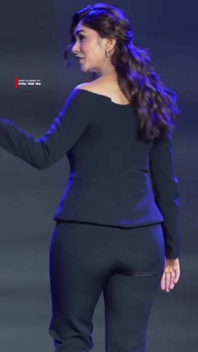 Mrunal Thakur