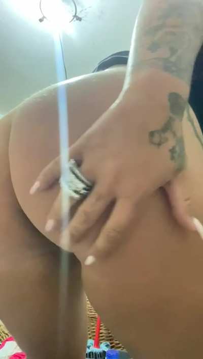 (F) My fat gypsy ass farting