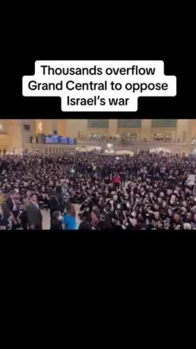 Thousands of Jewish activists overflow Grand Central Station in NYC to oppose Israel&rsquo;s war on Gaza. October 18, 2023