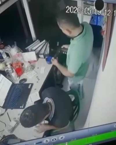 Idiot shoots finger