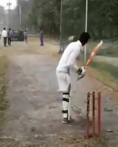 Ab toh sharam kar le Iyer